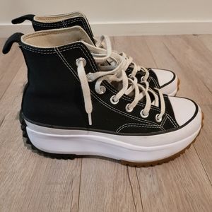 CONVERSE Run Star Hike Platform WOMEN SIZE 6.5 UNISEX